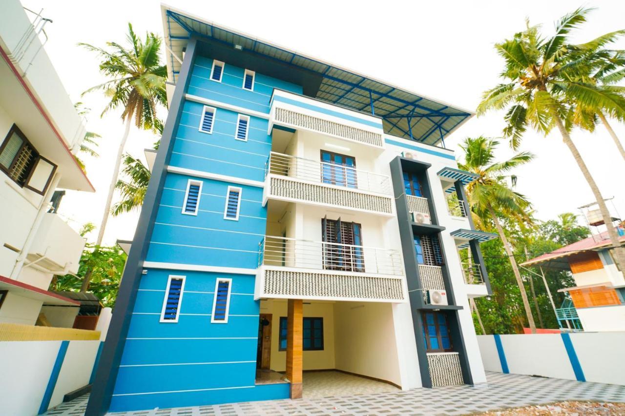 Hotel O Majestic Stays Kazhakuttam Esterno foto