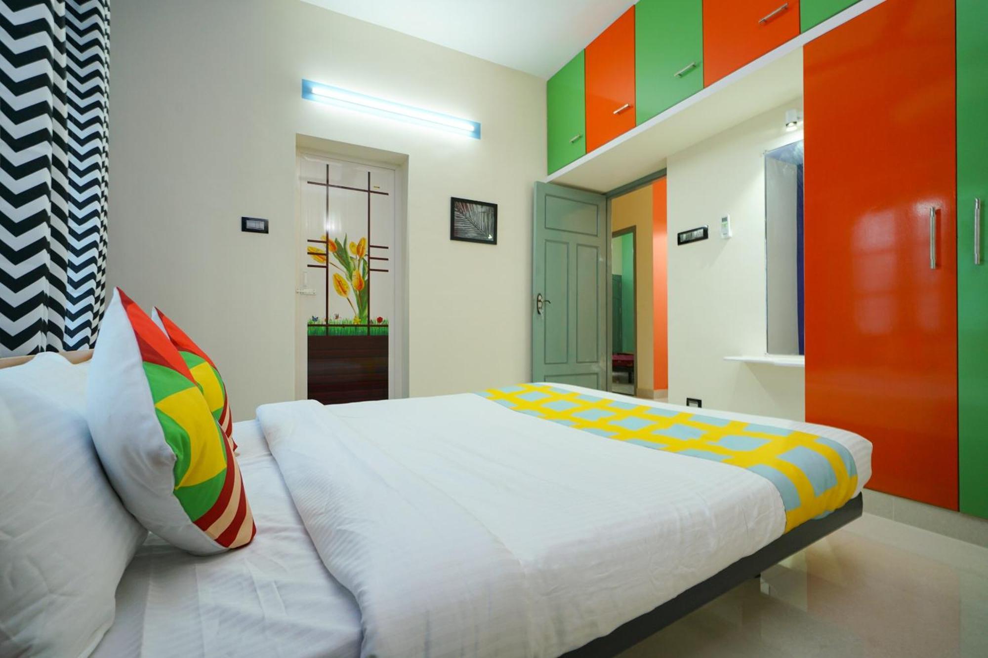 Hotel O Majestic Stays Kazhakuttam Esterno foto