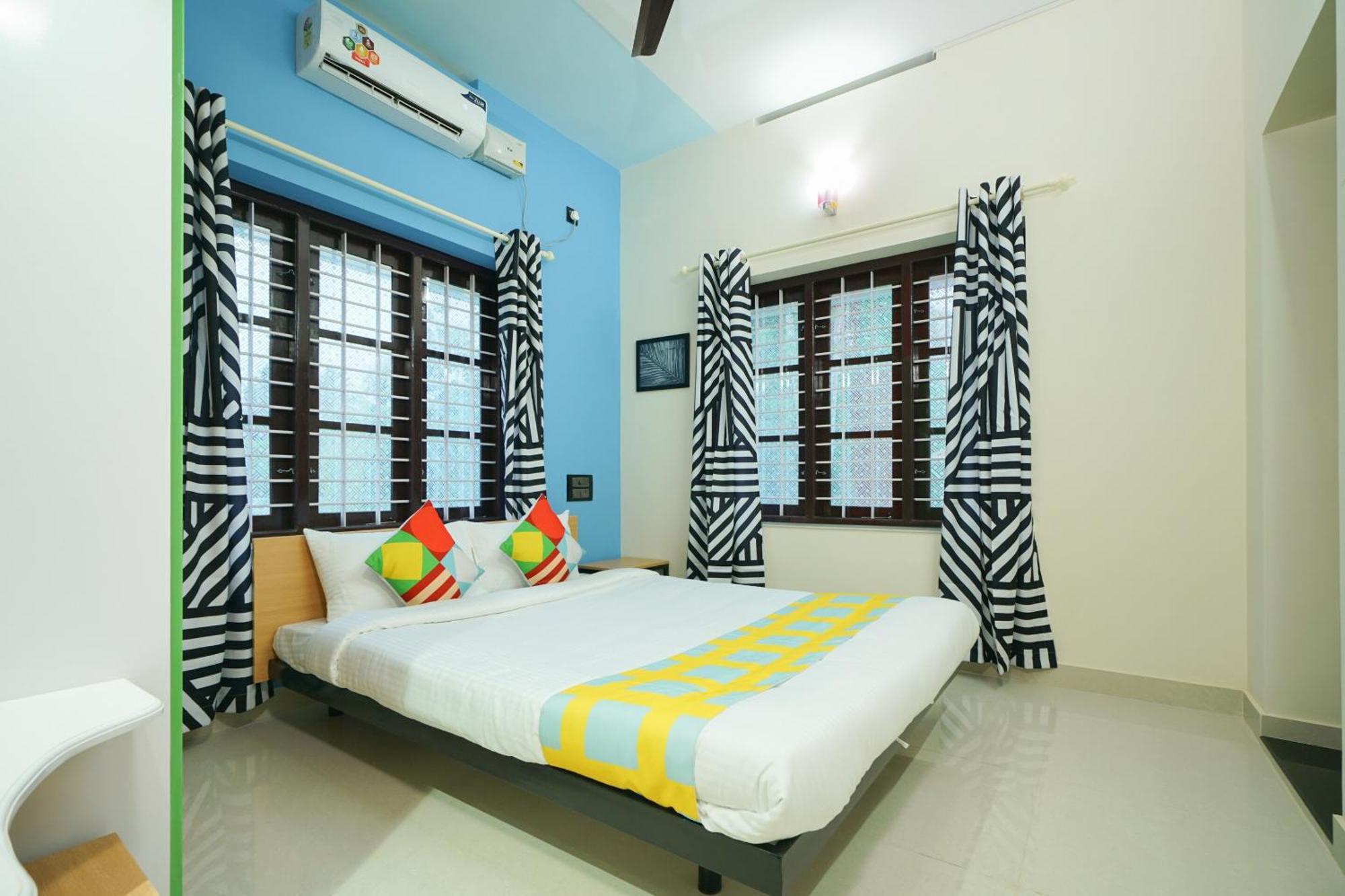 Hotel O Majestic Stays Kazhakuttam Esterno foto