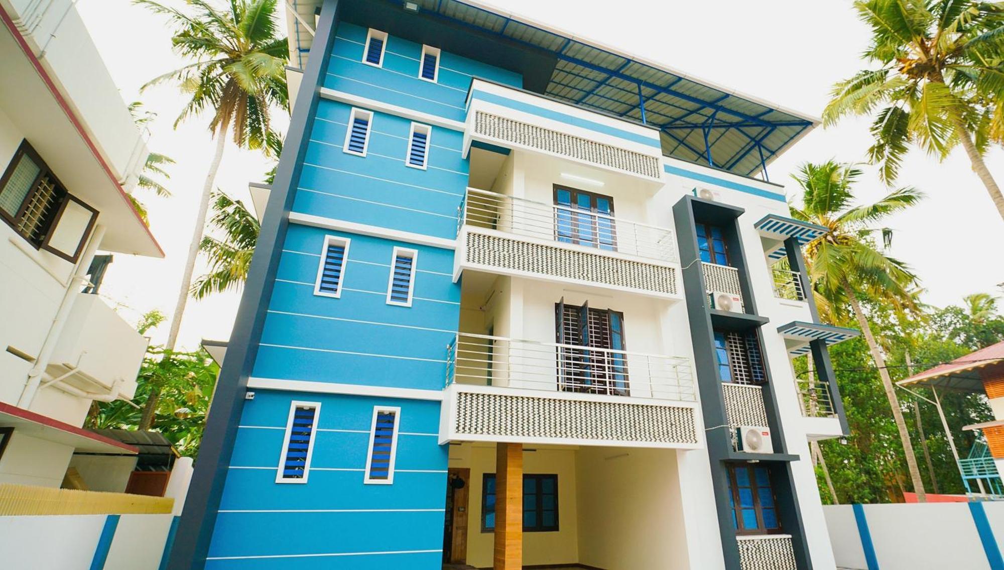 Hotel O Majestic Stays Kazhakuttam Esterno foto