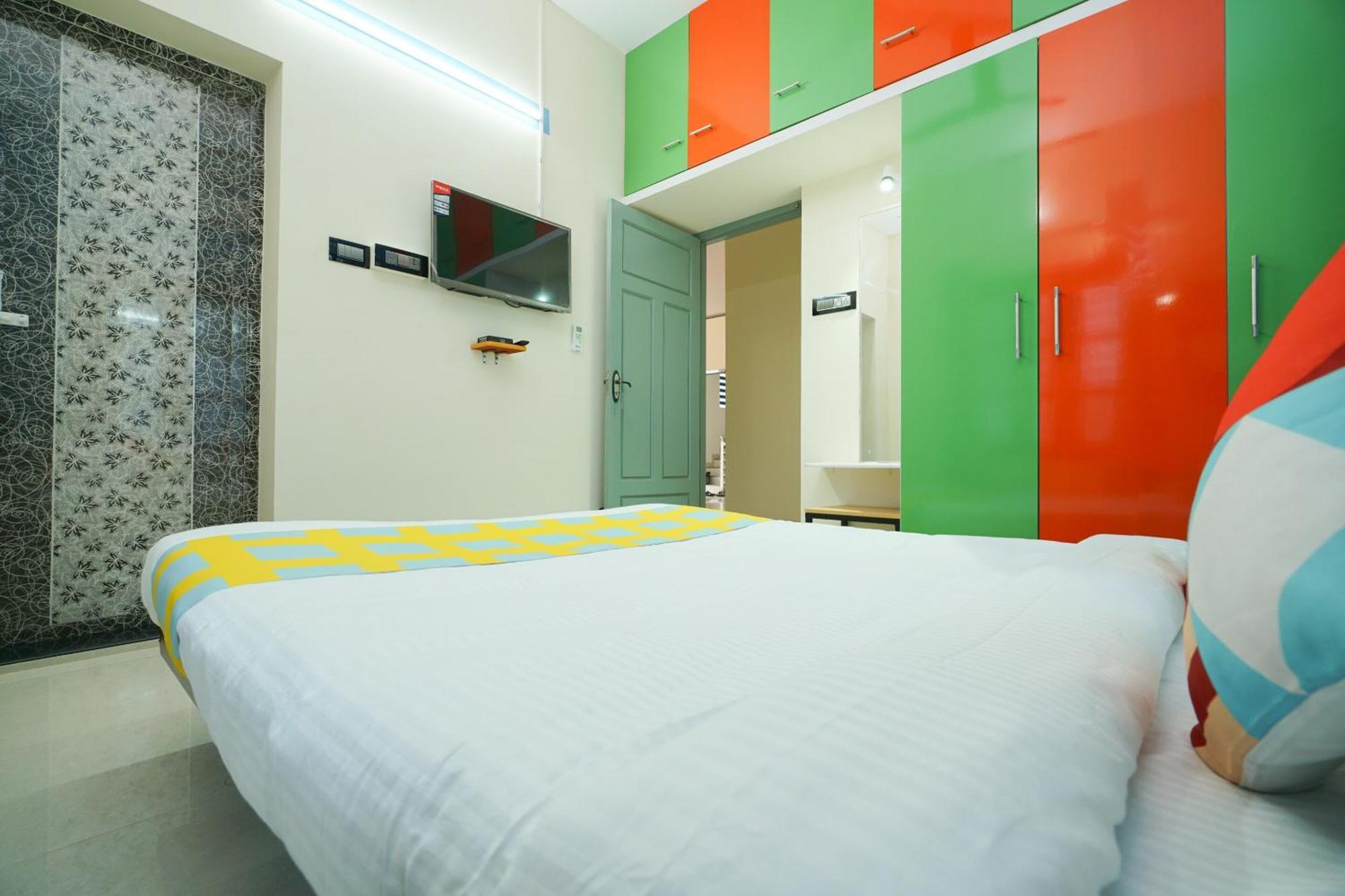 Hotel O Majestic Stays Kazhakuttam Esterno foto