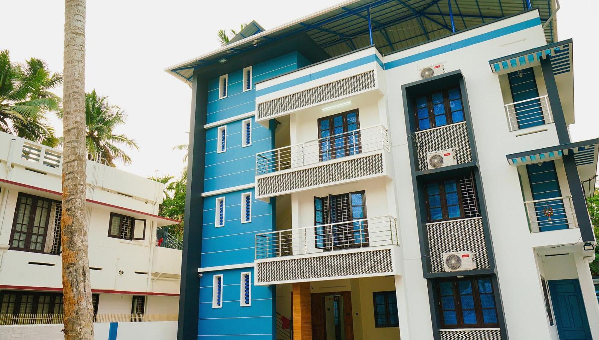 Hotel O Majestic Stays Kazhakuttam Esterno foto