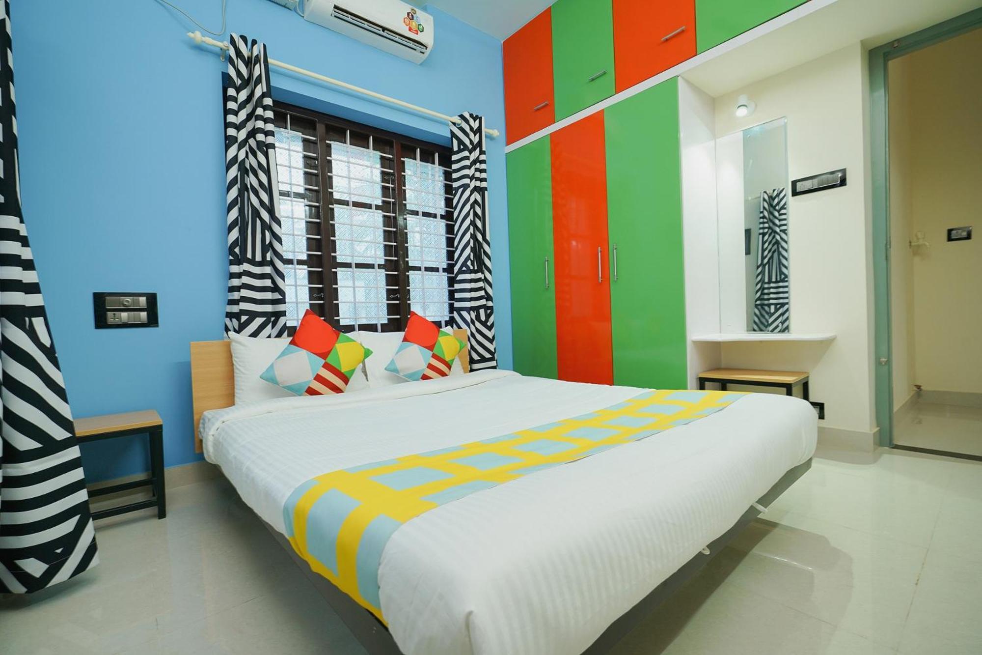 Hotel O Majestic Stays Kazhakuttam Esterno foto